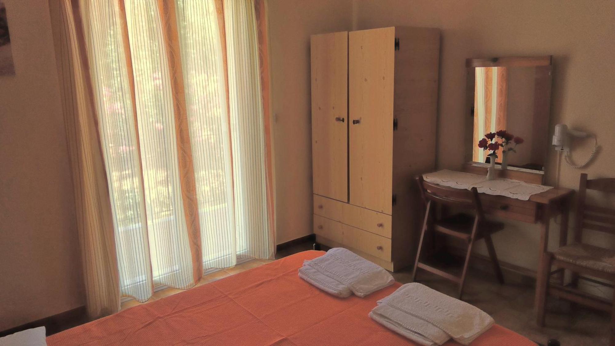 Polymnia Apartments Spartia  Room photo